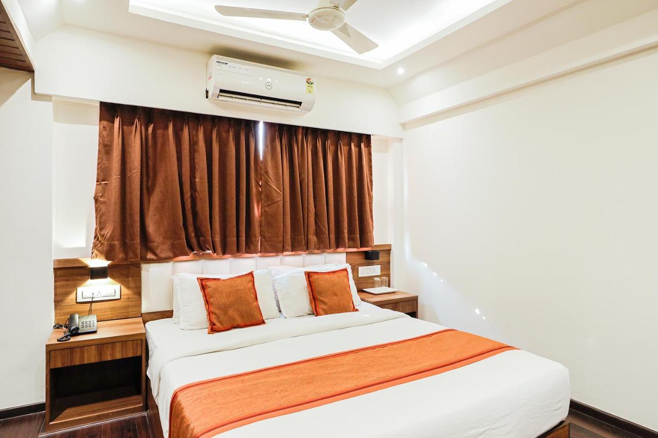 Hotel Ratna Mahal Mumbai  Buitenkant foto