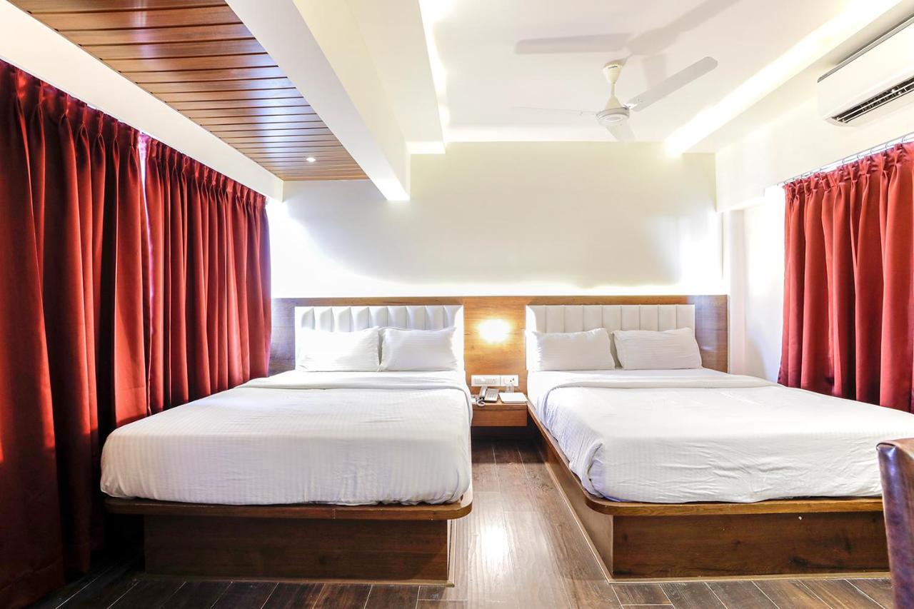 Hotel Ratna Mahal Mumbai  Buitenkant foto